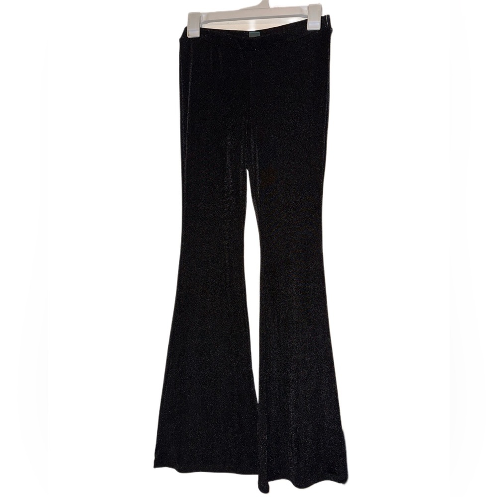 Black flared pant